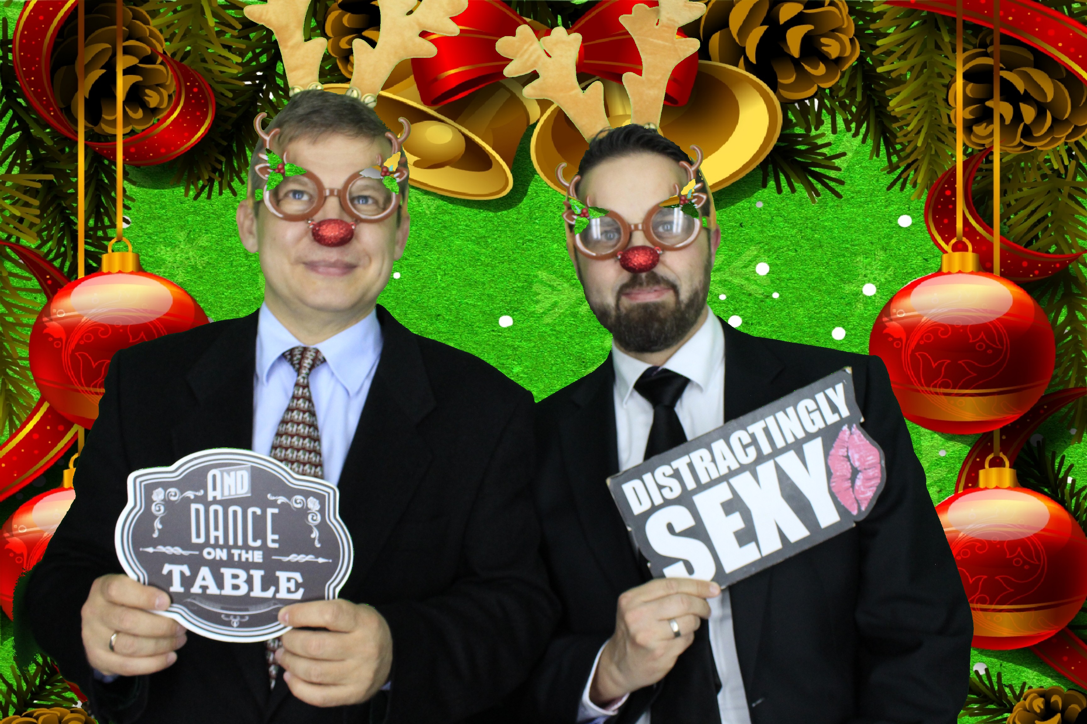 Siemens Christmas Party | View more photos from the event at gallery.myphotoboothexperience.co.uk/u/MyPhotoBoothExperienceLtd/Siemens-Christmas-Party